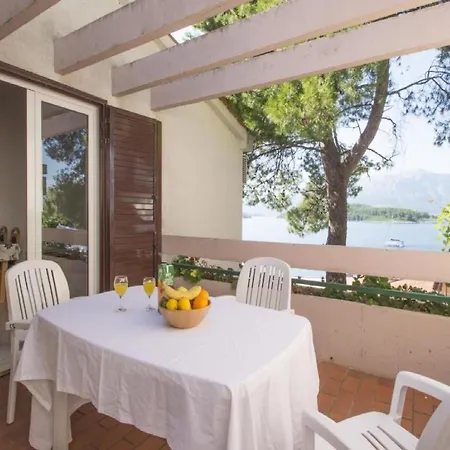 Lumbarda Resort Apartments Appartamento *